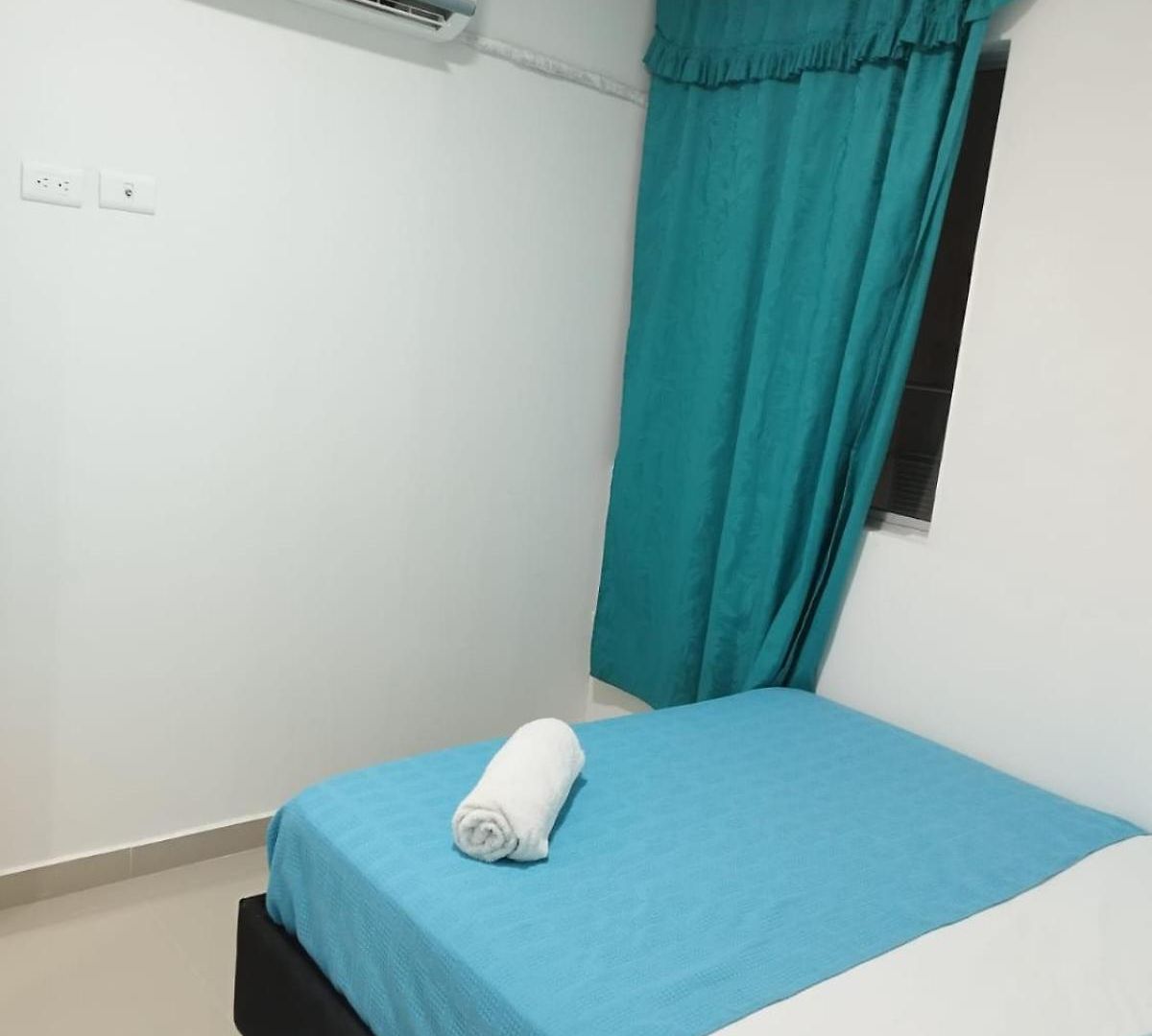 Apartamento Turístico Cerca Al Mar En *